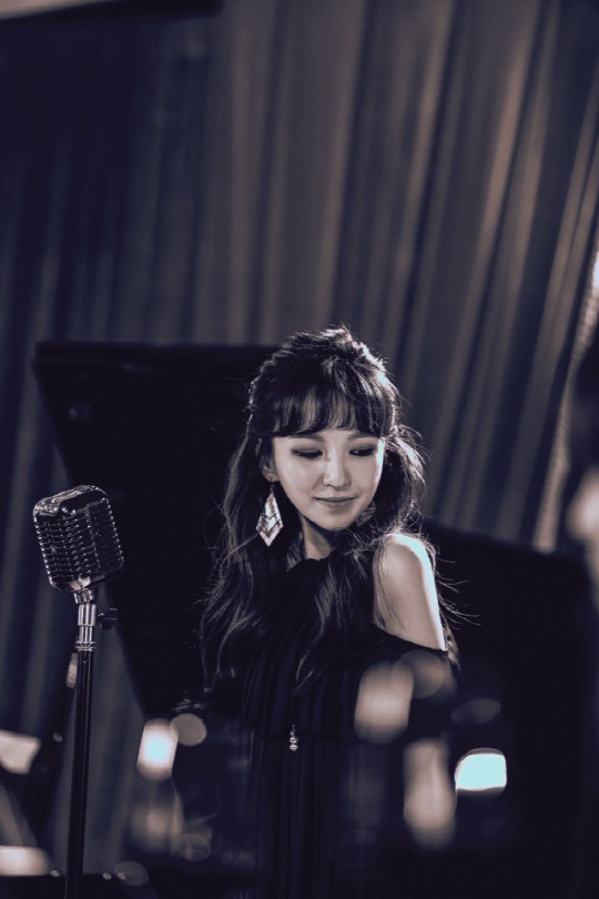 Wendy《Have Yourself A Merry Little Christmas》宣傳照
