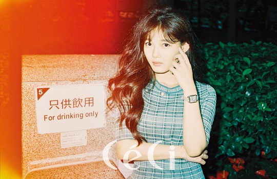 金裕貞《CeCi》畫報