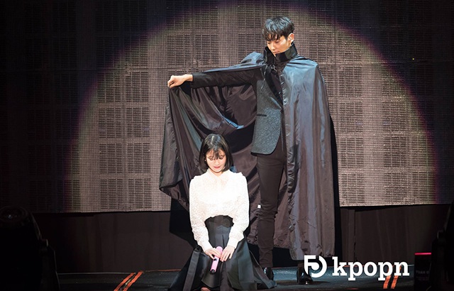(縮圖)IU、李準基@ IU 台灣演唱會(現場攝影：Kpopn 的 Harry)