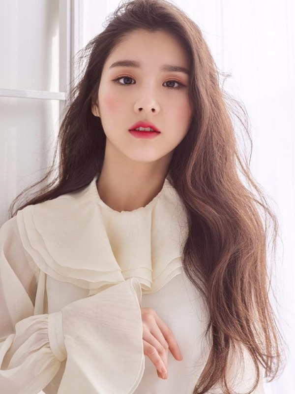 Hee Jin x innisfree x HIGH CUT