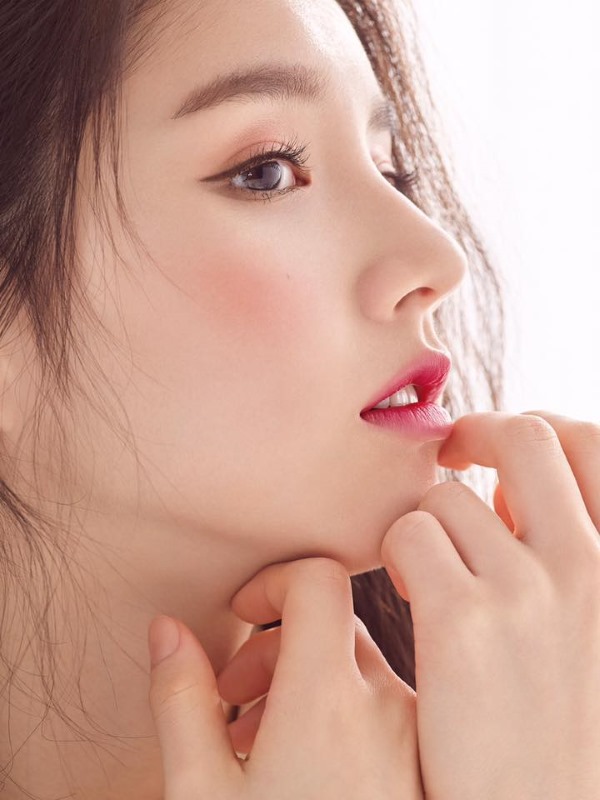 Hee Jin x innisfree x HIGH CUT
