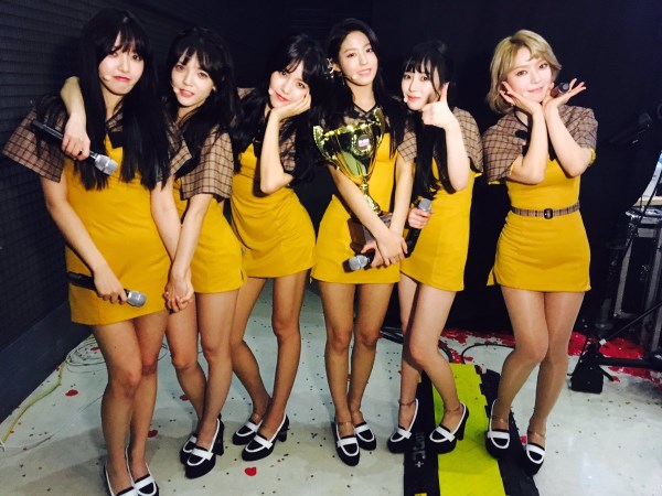 AOA《Show Champion》一位