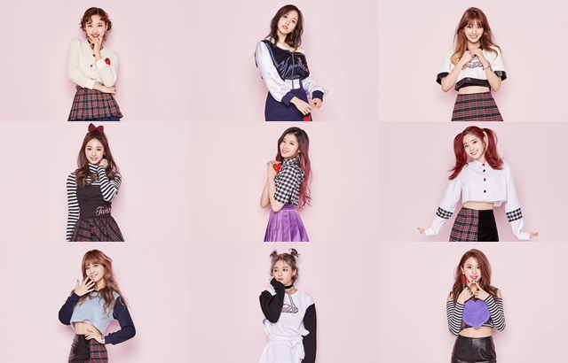 TWICE 概念照