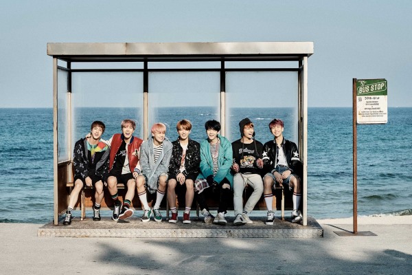 BTS 防彈少年團《WINGS 外傳：You Never Walk Alone》概念照
