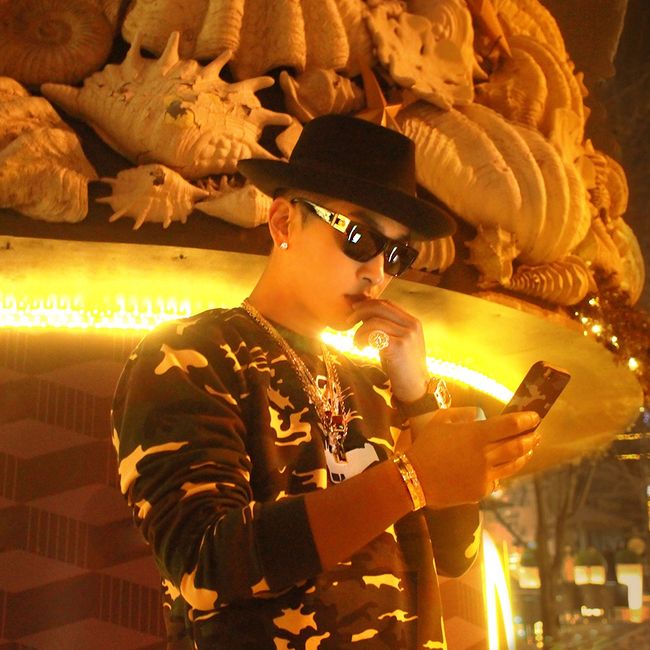 Crown J