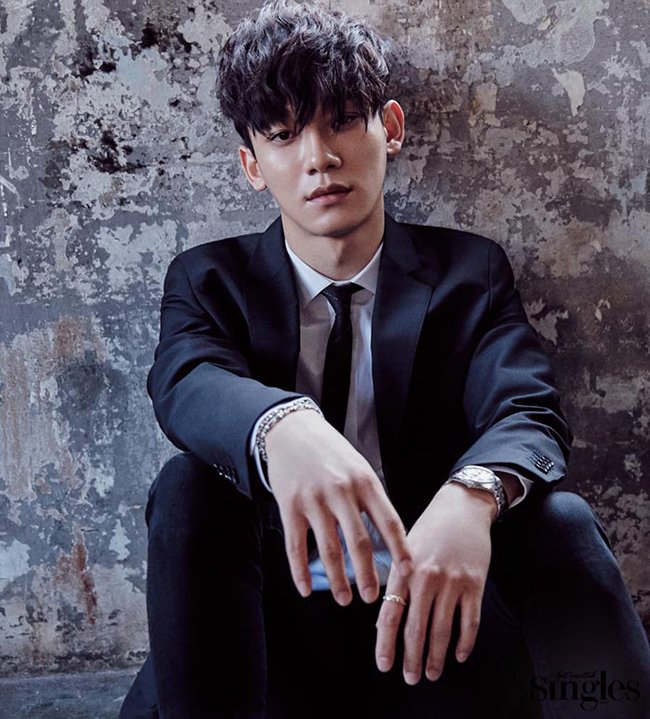 CHEN《Singles》畫報