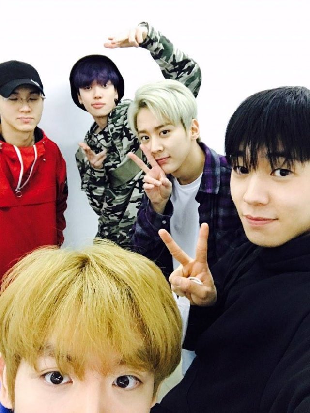TEEN TOP
