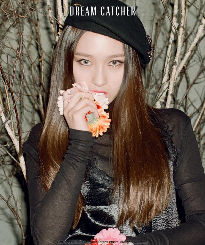 Si Yeon「Black」版概念照