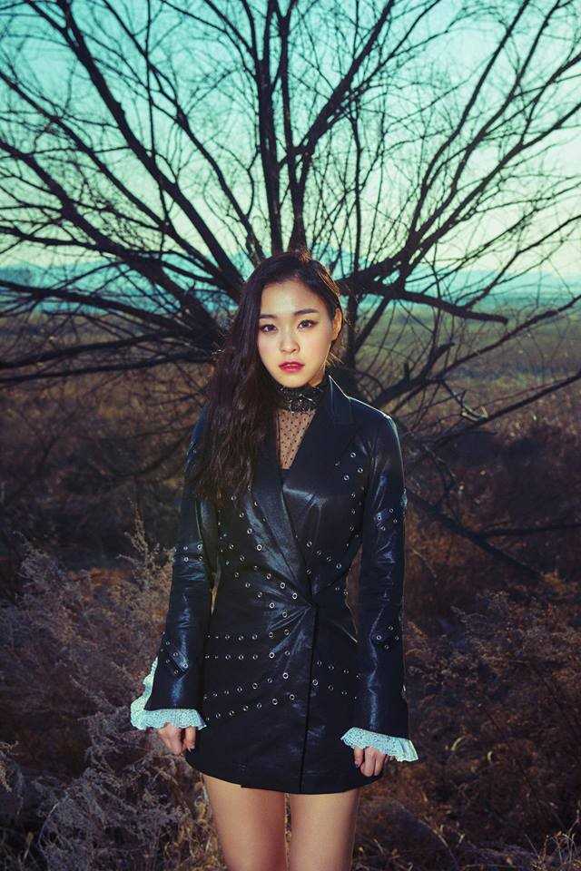 Ga Hyeon《惡夢-Fall asleep in the mirror》概念照