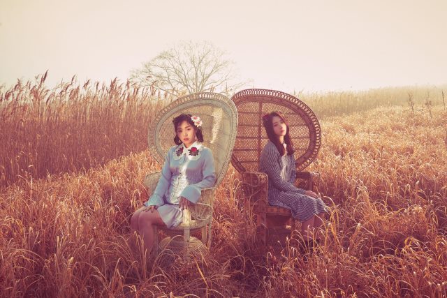 SU-A、Ga Hyeon《惡夢-Fall asleep in the mirror》概念照