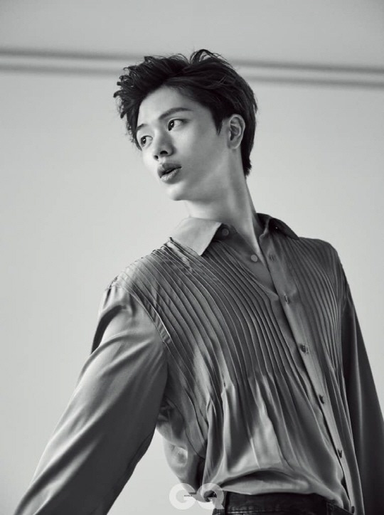 星材《GQ Korea》畫報
