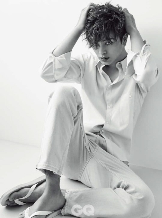 星材《GQ Korea》畫報
