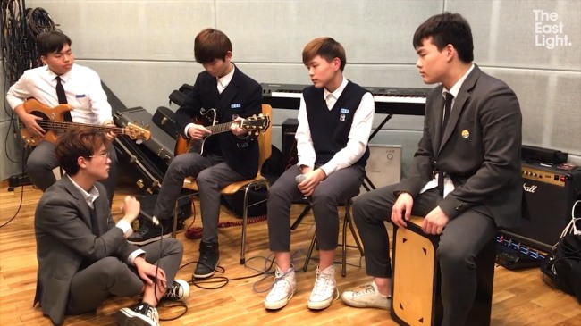 The East Light 翻唱《Spring Day》