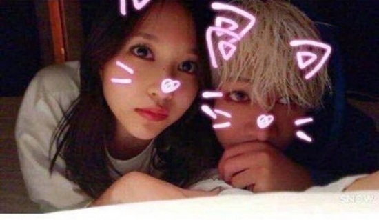 MINA、BamBam(來源：Tvreport)