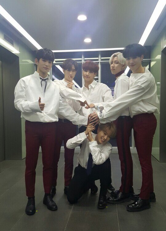 GOT7《THE SHOW》一位