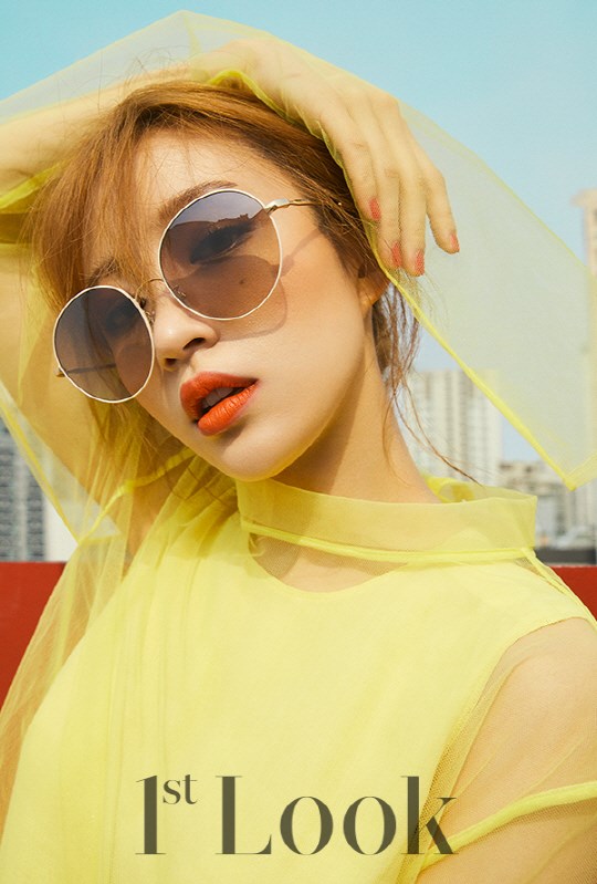 Hani《1st Look》畫報