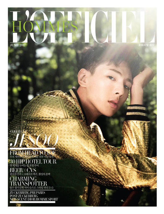 志洙《L&rdquo;Officiel Homme》封面