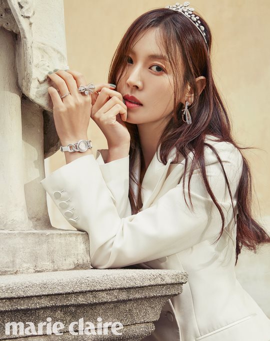 金素妍《Marie Claire》婚紗畫報