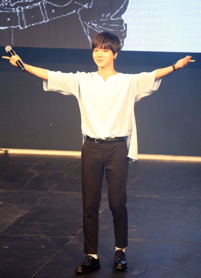 藝聲《[Spring Falling] 2nd Mini Album Taipei》台北見面會 