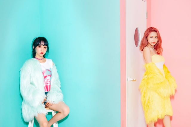 玟星、頌樂《Purple》概念照
