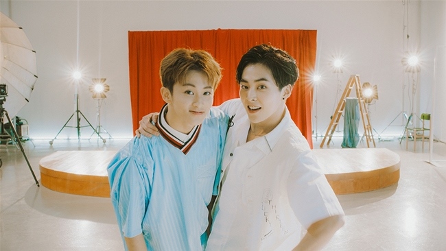 XIUMIN、MARK《Young &amp; Free》預告照 