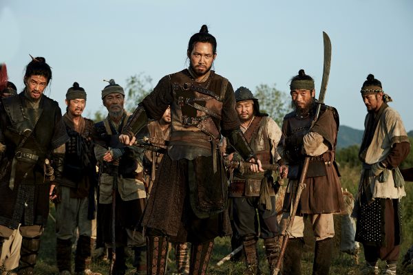 李政宰《代立軍》劇照 (來源：DAUM MOVIE)