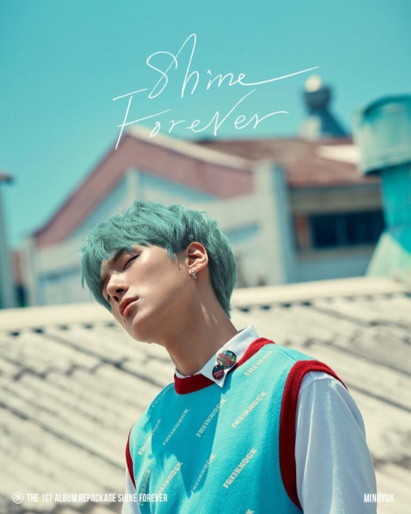 民赫《SHINE FOREVER》概念照