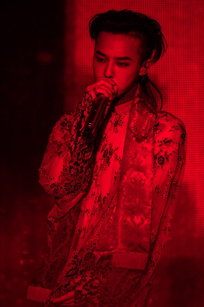 G-Dragon@《ACT III, M.O.T.T.E》演唱會(來源：YG Ent.)