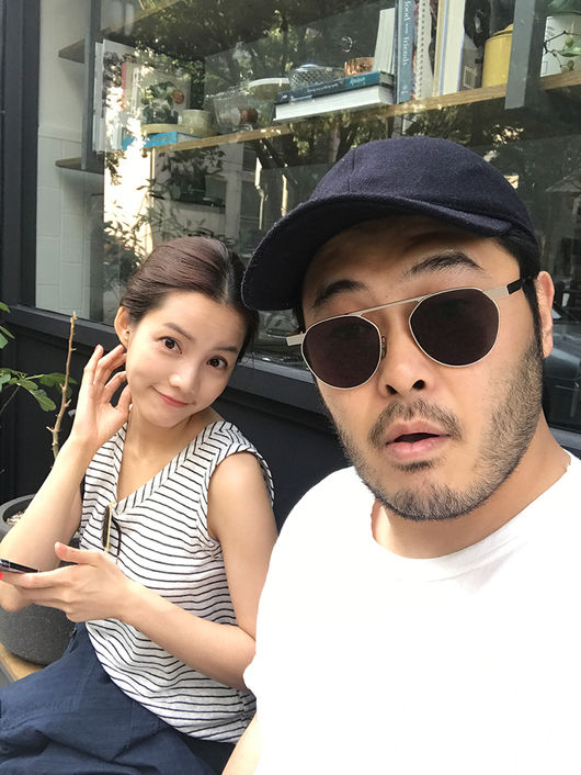 金基邦與未婚妻(來源：OSEN)