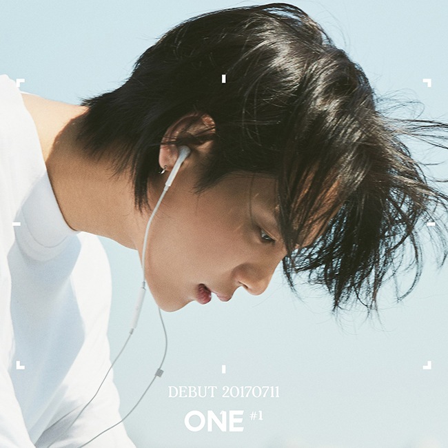ONE 出道預告海報(來源：YG FAMILY@Facebook)