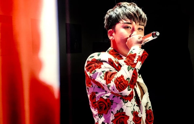 勝利 (縮圖，來源：Bigbang10 the Exhibition A to Z in Taipei FB)