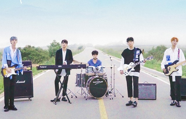 DAY6《Hi Hello》概念照 