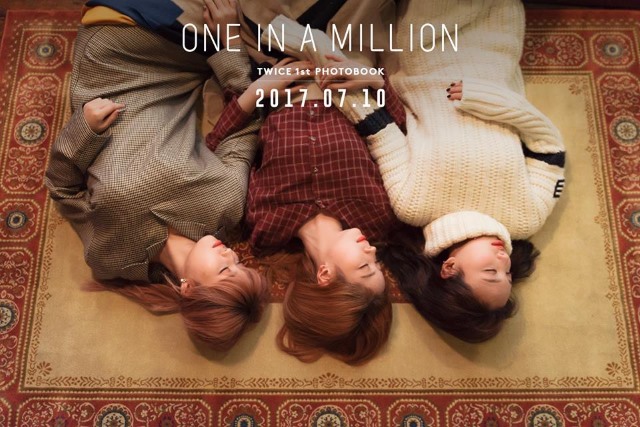 MOMO、多賢、娜璉《ONE IN A MILLION 》寫真集預告照