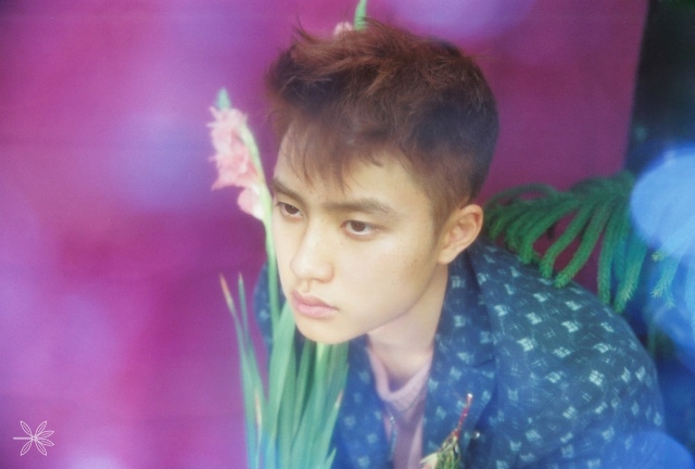 D.O.《THE WAR》概念照