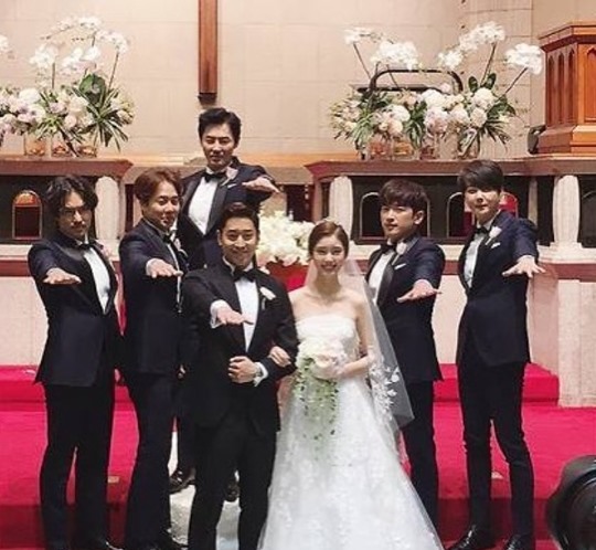 神話、Eric、羅惠美