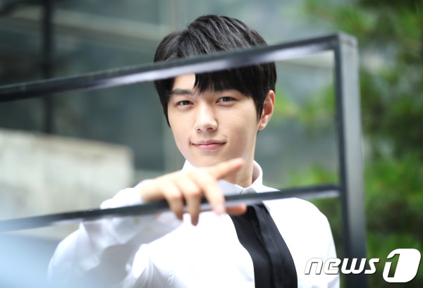 L (INFINITE)