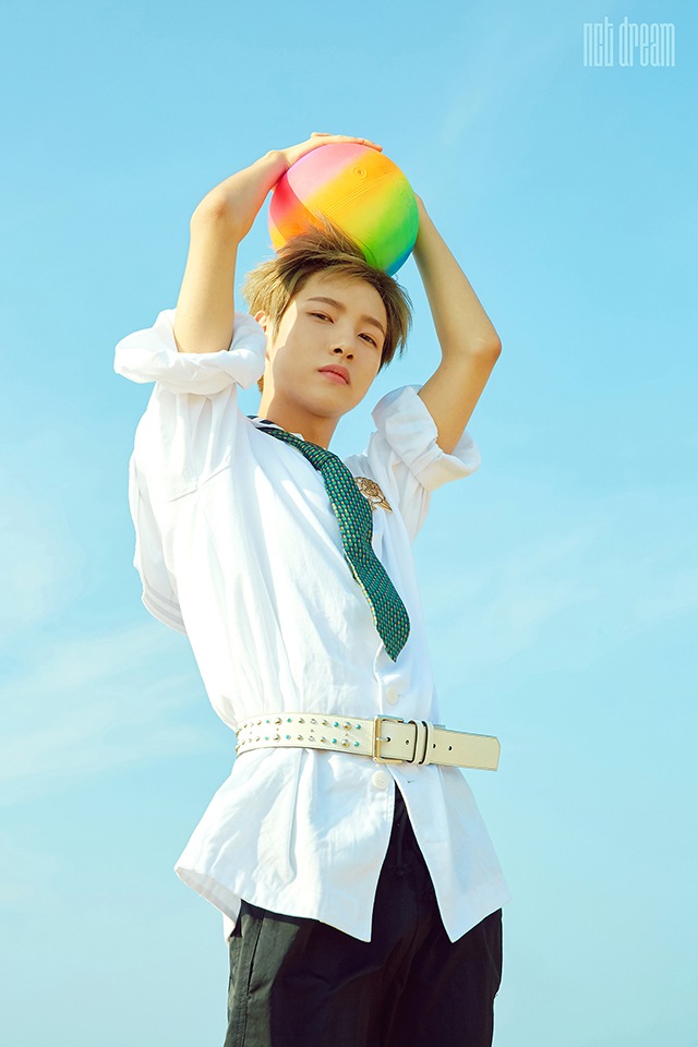 仁俊《We Young》概念照