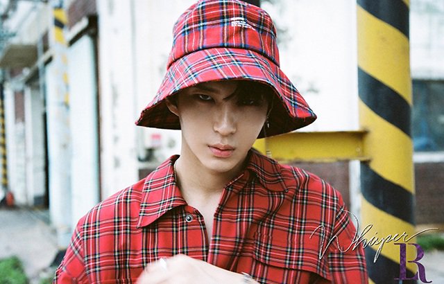 Leo《Whisper》概念照(來源：VIXX@Facebook)