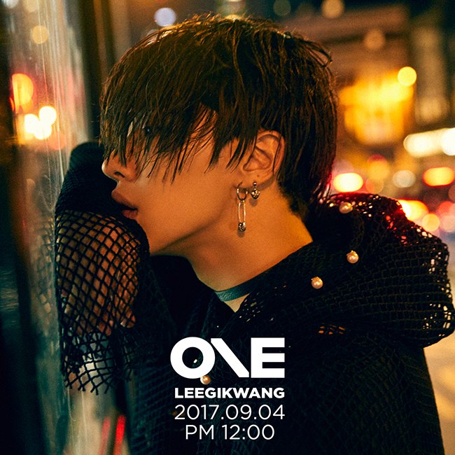 起光《ONE》概念照(來源：Around Us Ent. 官方網站)