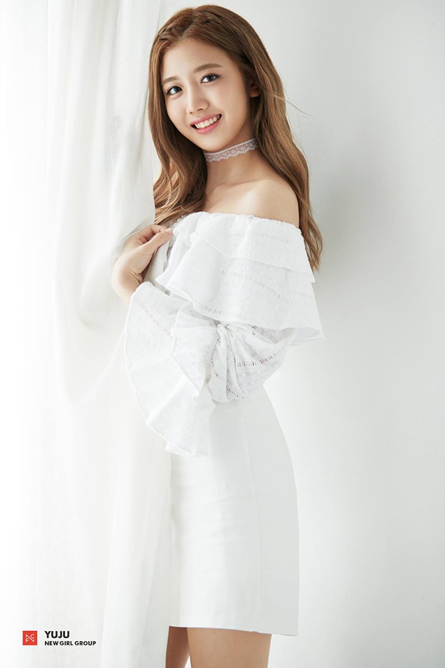 FNC 新女團候補成員：YU JU(來源：FNC Entertainment@Facebook)