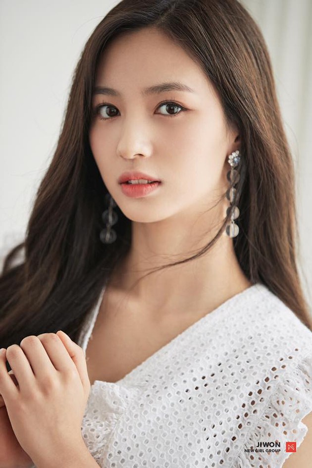 FNC 新女團候補成員：JI WON(來源：FNC Ent.@Facebook)