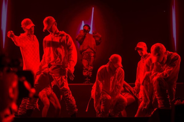 G-Dragon《ACT III, M.O.T.T.E》香港演唱會