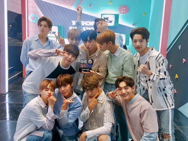 Wanna One《THE SHOW》一位