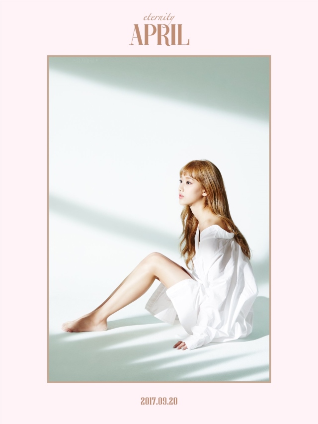 640x853 娜恩《eternity》概念照