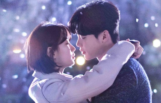 Suzy、李鍾碩《當你熟睡時》官方海報 