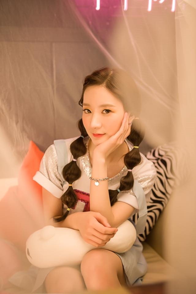 HashTag 出道專輯概念照-Hyunji