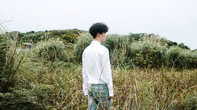 LAY 個人專輯預告照