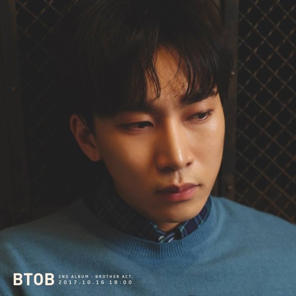 BTOB 今天 (8日) 透過官方推特公開最後一位成員 — 恩光的新專輯《Brother Act.》搞笑預告。