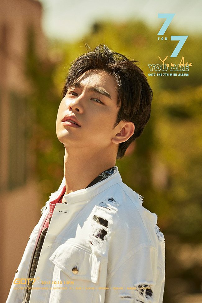 珍榮《7 FOR 7》概念照(來源:GOT7@Facebook)